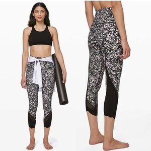 Lululemon Wunder Under Crop II Roll Down Scallop Floral Spritz Multi Black Sz 8